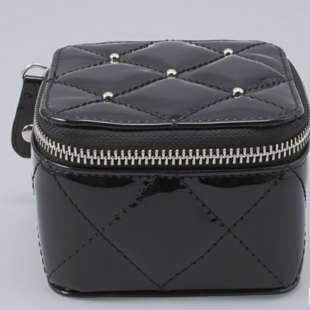 CHICOS New Necklace, 3 Bracelets & WHBM Mini Jewerly Box 🎁 - Picture 9 of 17